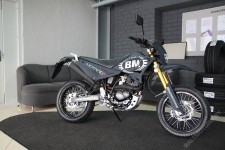 Motard 200-02.jpg